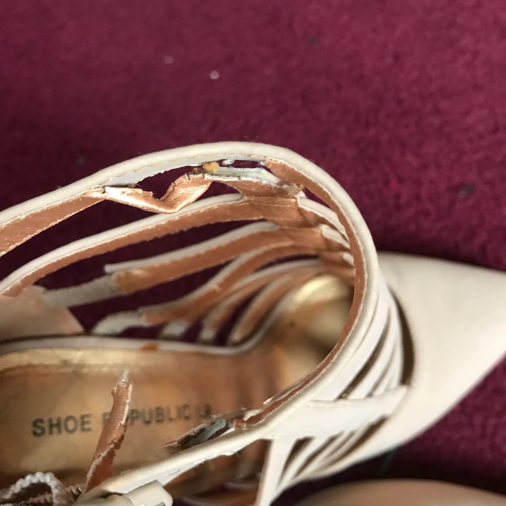 Tan heels - Picture 3 of 3